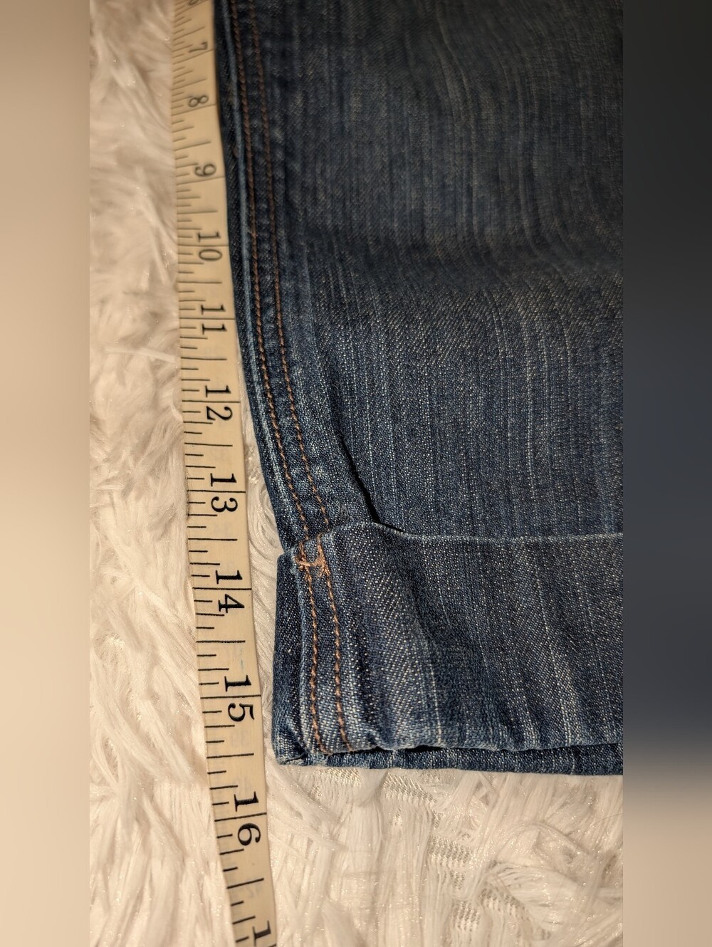Old Navy Mid-Rise Dark Blue Denim Crop Bermuda Jeans VGUC - Picture 9 of 10